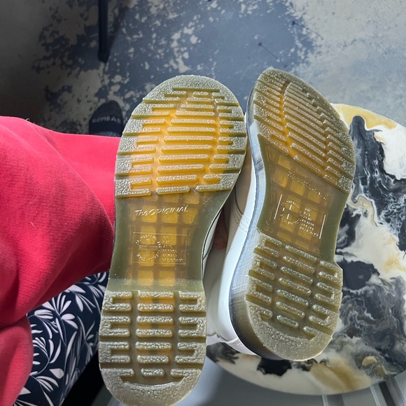 Dr Martens 1460 Smooth White Leather Lace Up Boot - Picture 10 of 12